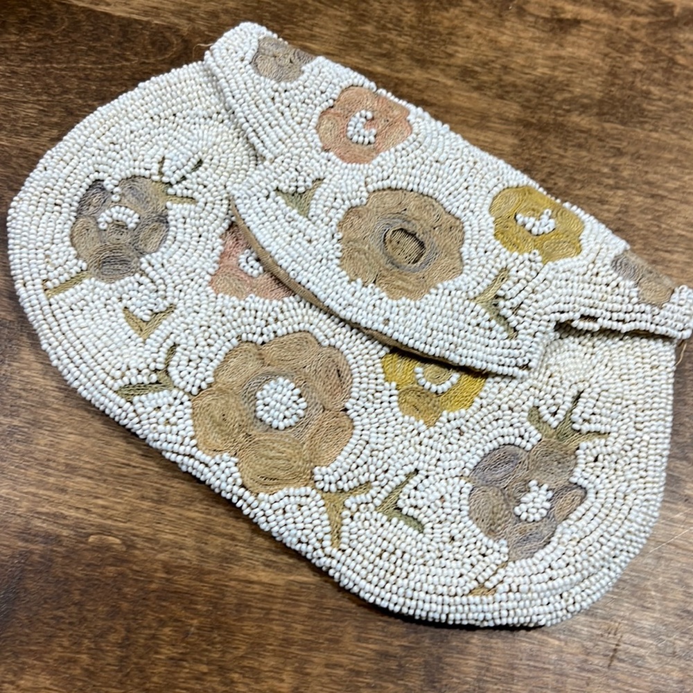 Vintage beaded change purse